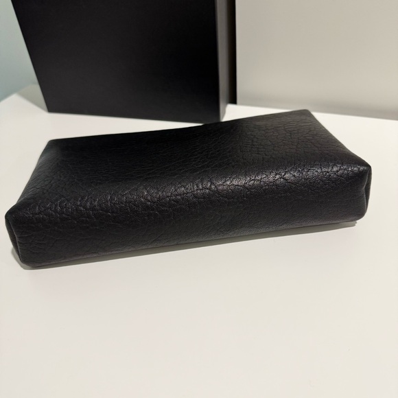 Saint Laurent Cassandre Large Envelope Pouch Clutch - Picture 4 of 8